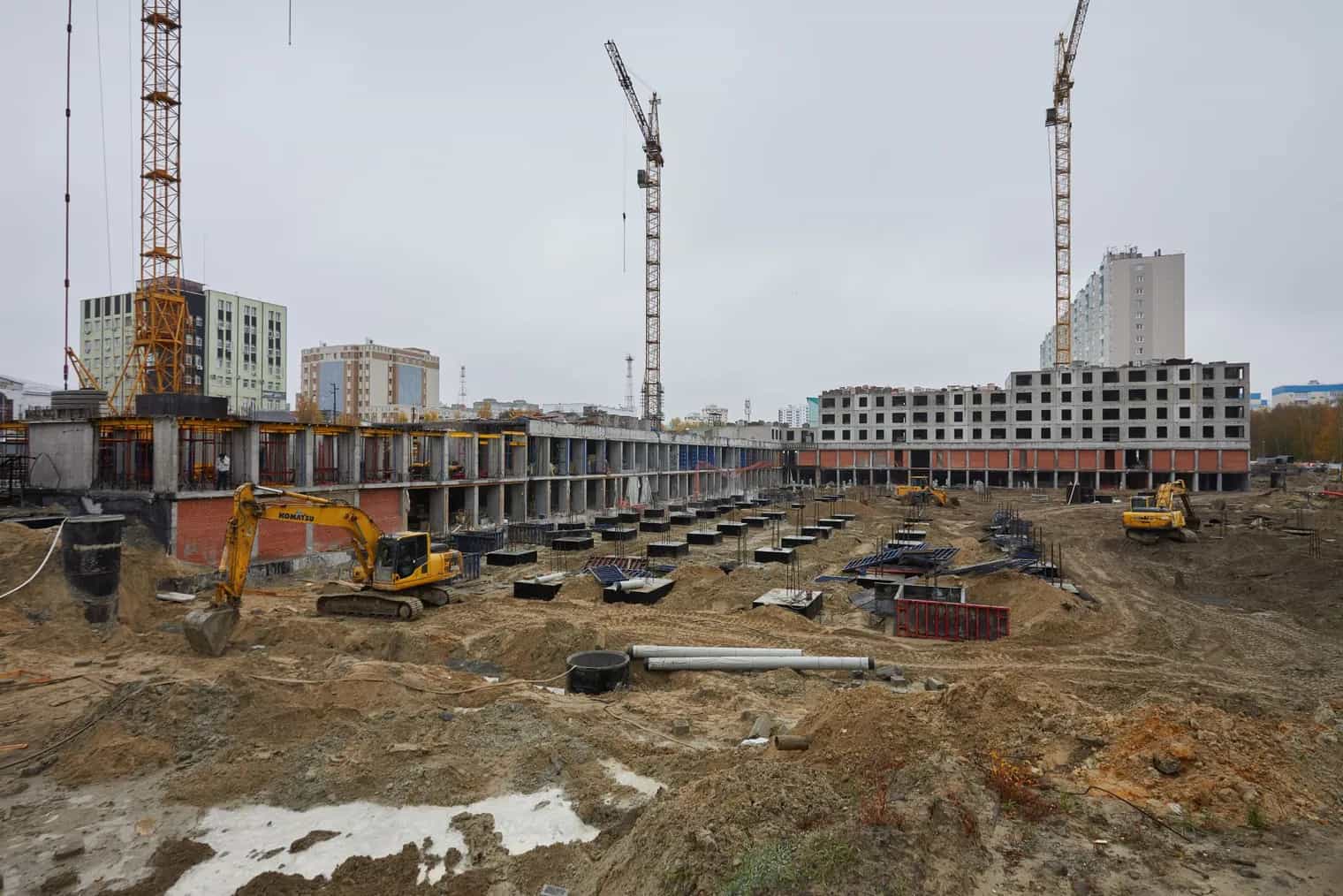 Эвакуация из долгостроя: как дольщикам сургутского «ДСК-1» сохранить семейную ипотеку